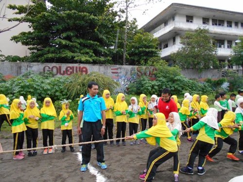 tarik tambang 3
